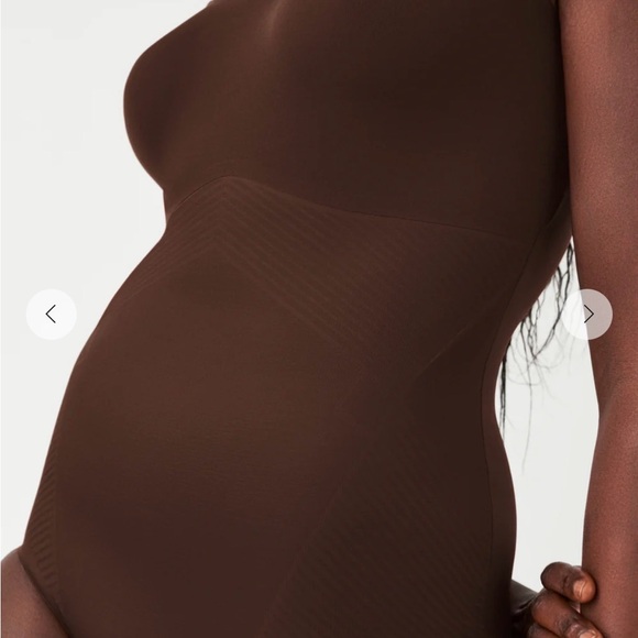 NEW SPANX Shape Invisible Tank Brief Bodysuit - Picture 5 of 6